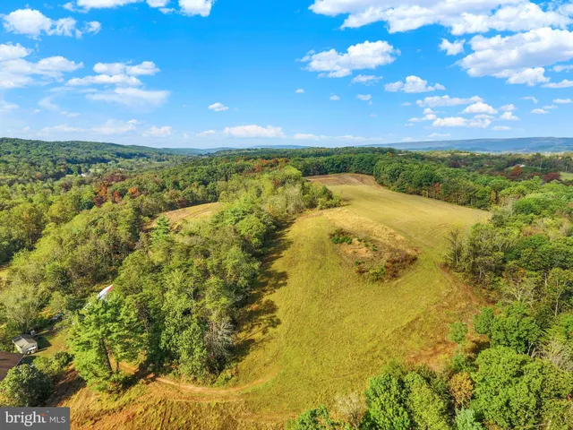 $500,000 | 4020 Mannsville Road, Elliottsburg, PA 17024