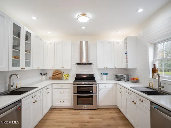 $575,000 | 77 Brookside Drive, Hunter, NY 12485