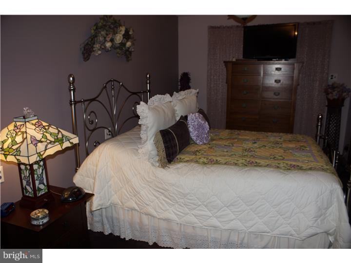 115 Hillside Road Westampton, NJ 08060 - Photo 17 of 25 Master Bedroom
