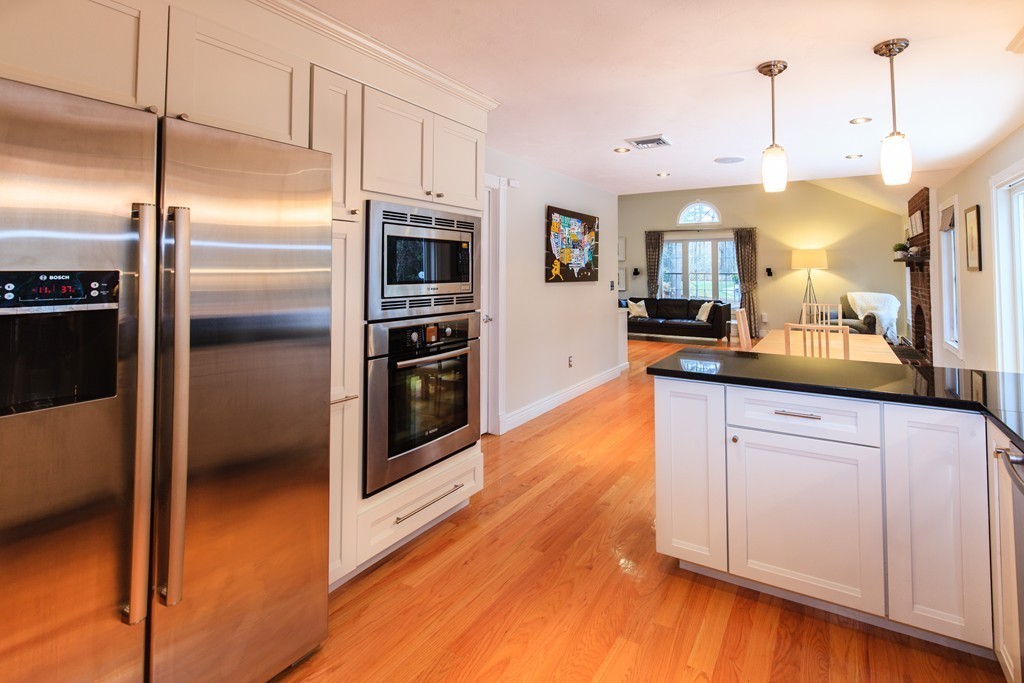 50 York Road Mansfield, MA 02048 - Photo 8 of 26 Gallery Image 8