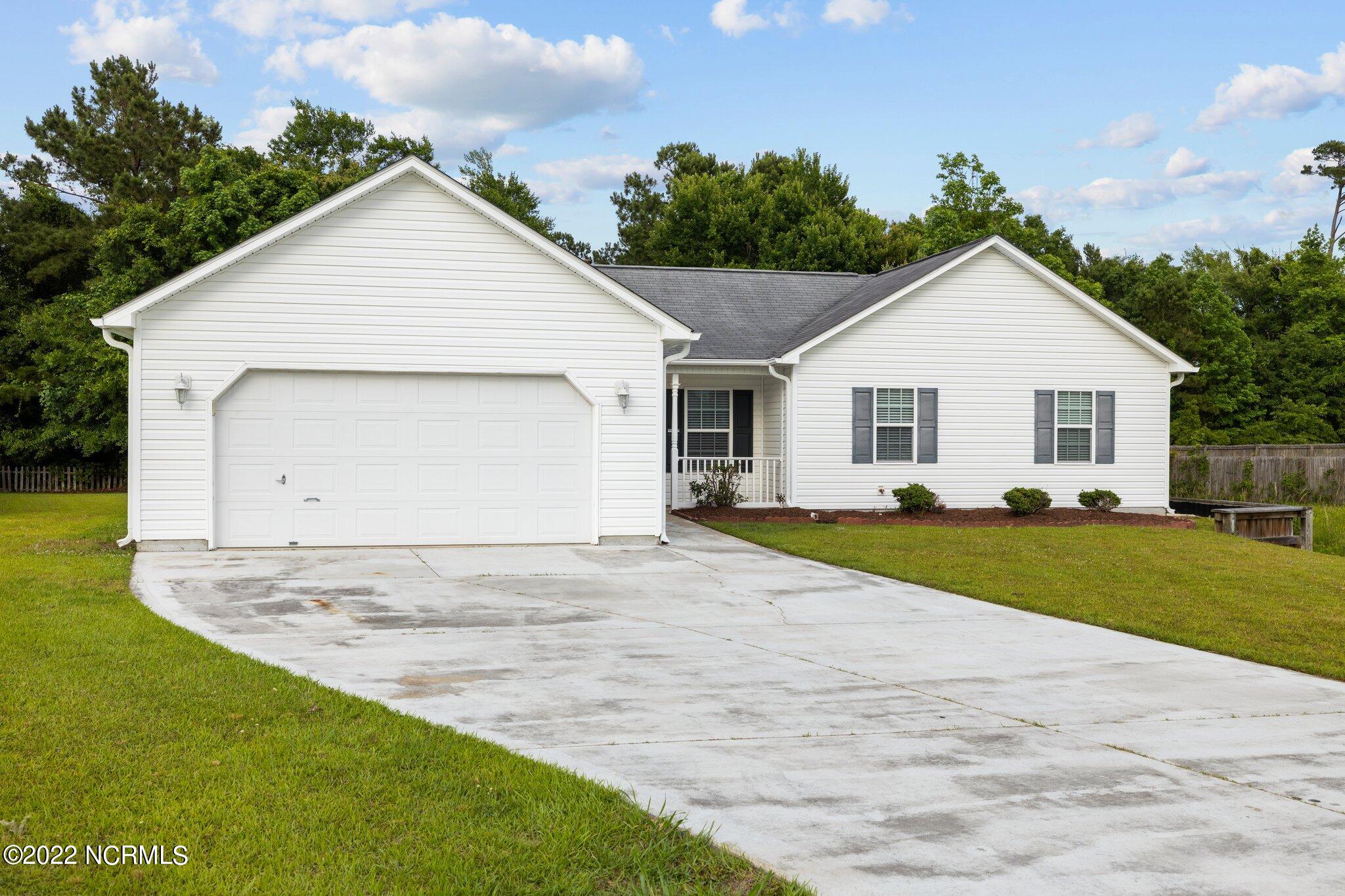 315 Top Knot Road Hubert, NC 28539 - Photo 8 of 38 8-web-or-mls-_S3A0085