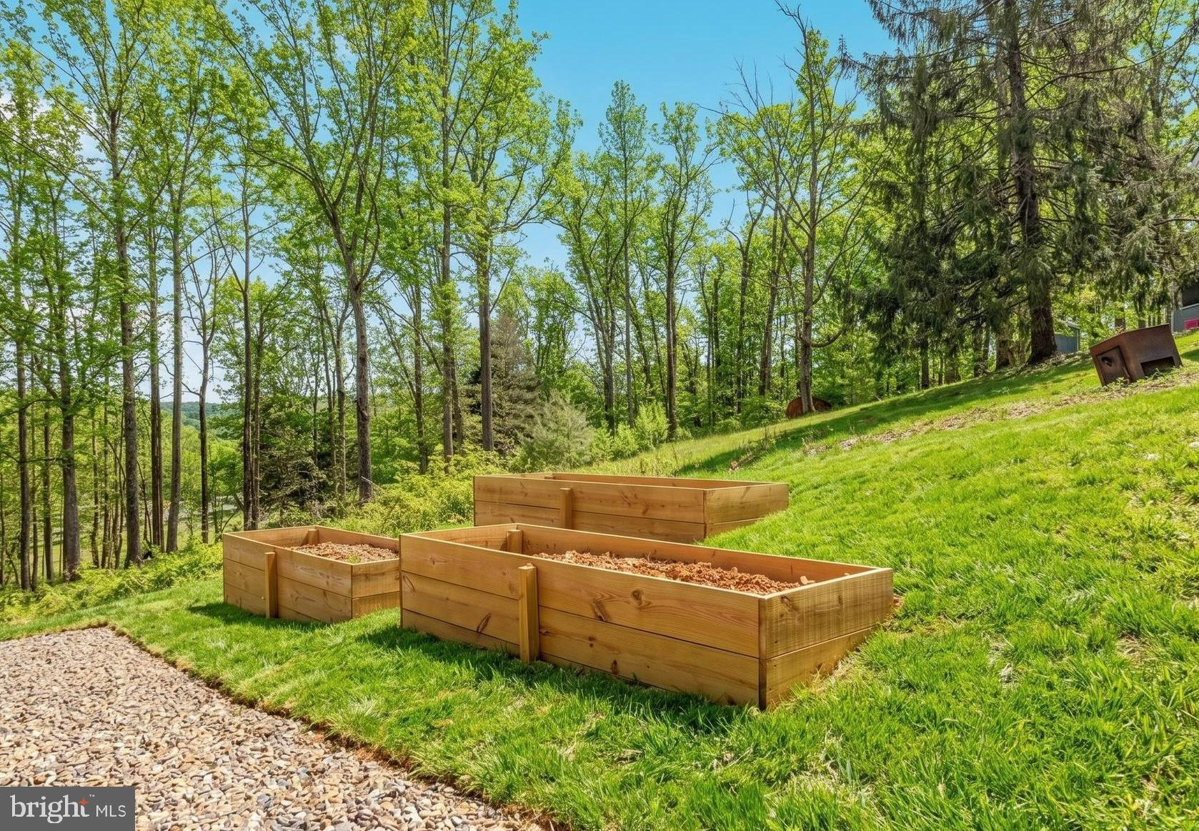 5331 Merry Oaks Road The Plains, VA 20198 - Photo 48 of 61 Garden beds