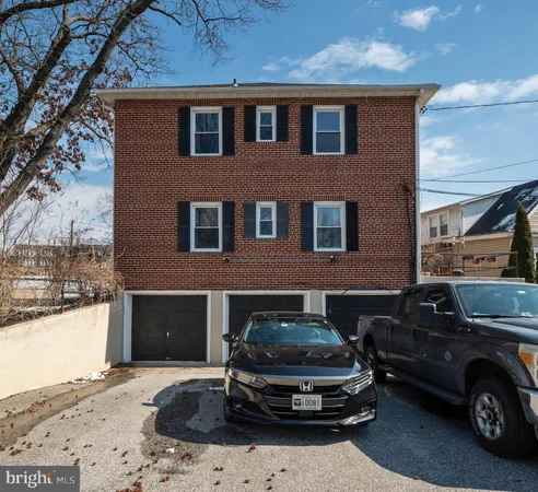 $2,500 | 500 Park Avenue, Baltimore, MD 21204