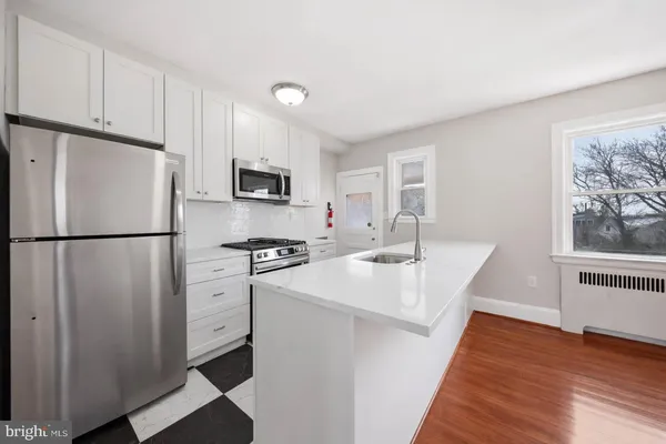 $2,500 | 500 Park Avenue, Baltimore, MD 21204