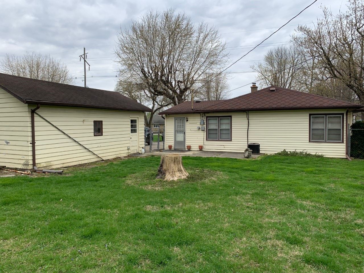 1325 Riley Road New Castle, IN 47362 - Photo 2 of 12 Gallery Image 2