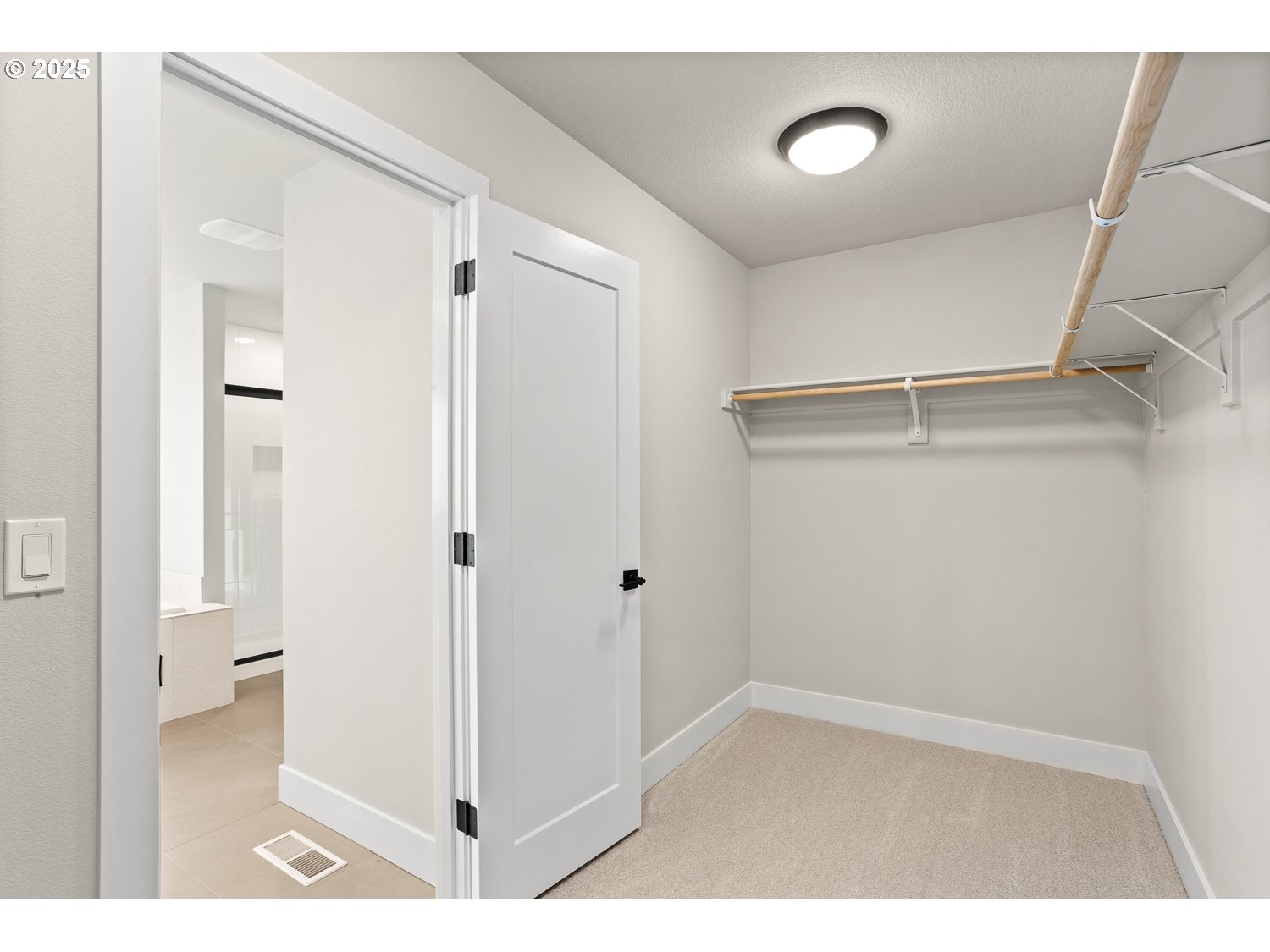 7212 Southwest Windflower Street Wilsonville, OR 97070 - Photo 19 of 28 a view interior of a house and an empty room