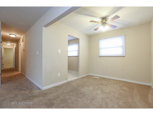 536 Spruce Road Bolingbrook, IL 60440 - Photo 4 of 11