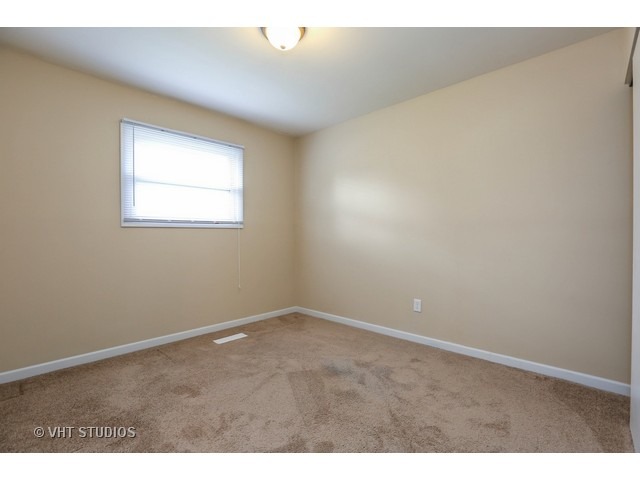 536 Spruce Road Bolingbrook, IL 60440 - Photo 6 of 11