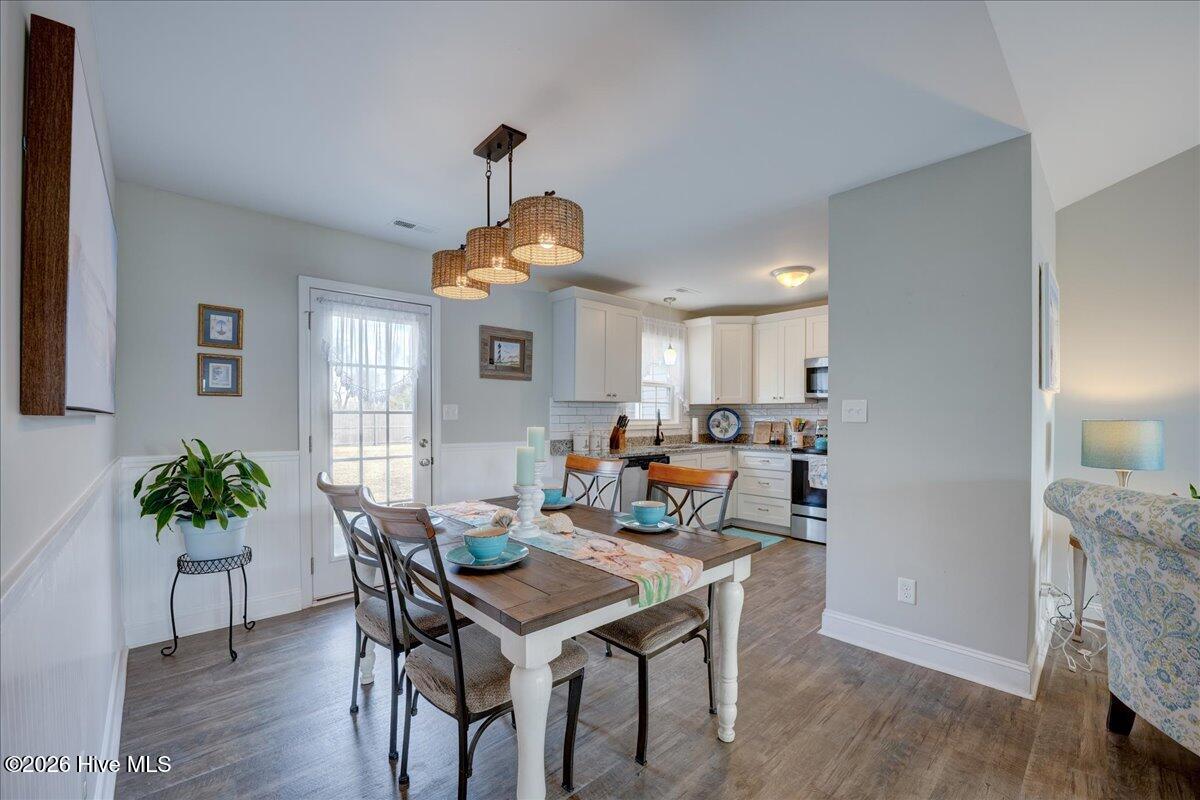22 Covington Court New Bern, NC 28560 - Photo 11 of 42 31-22_covington_ct-12