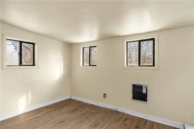 $179,900 | 3566 Oneida Street, New Hartford, NY 13319