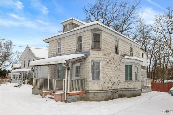 $174,900 | 3566 Oneida Street, New Hartford, NY 13319