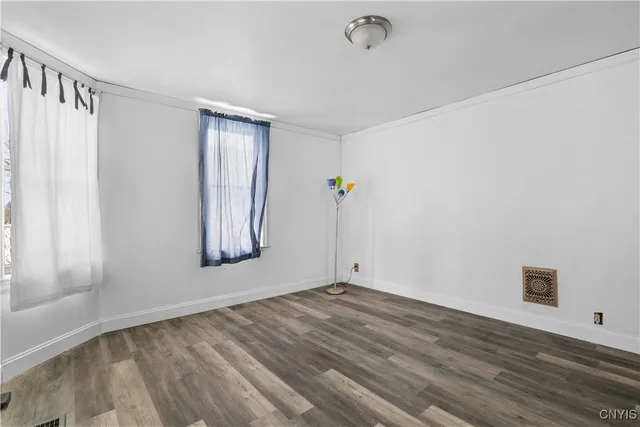 $179,900 | 3566 Oneida Street, New Hartford, NY 13319