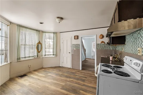 $174,900 | 3566 Oneida Street, New Hartford, NY 13319
