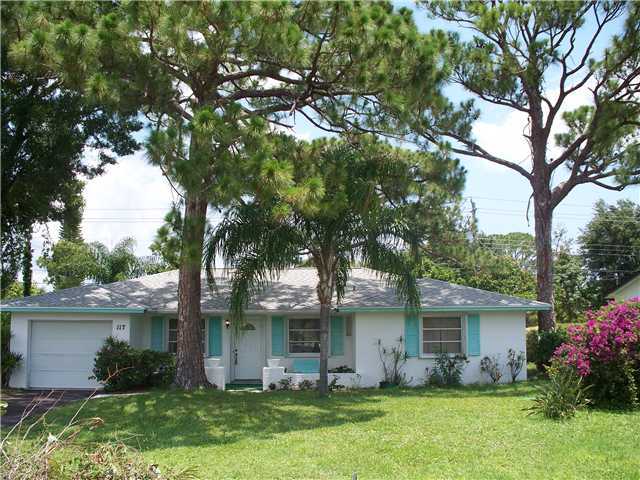 117 Windsor Road West Tequesta, FL 33469 - Photo 1 of 25 Primary Photo