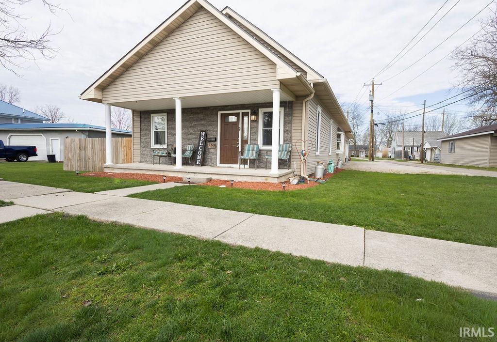 122 South 15th Street Decatur, IN 46733 - Photo 2 of 27