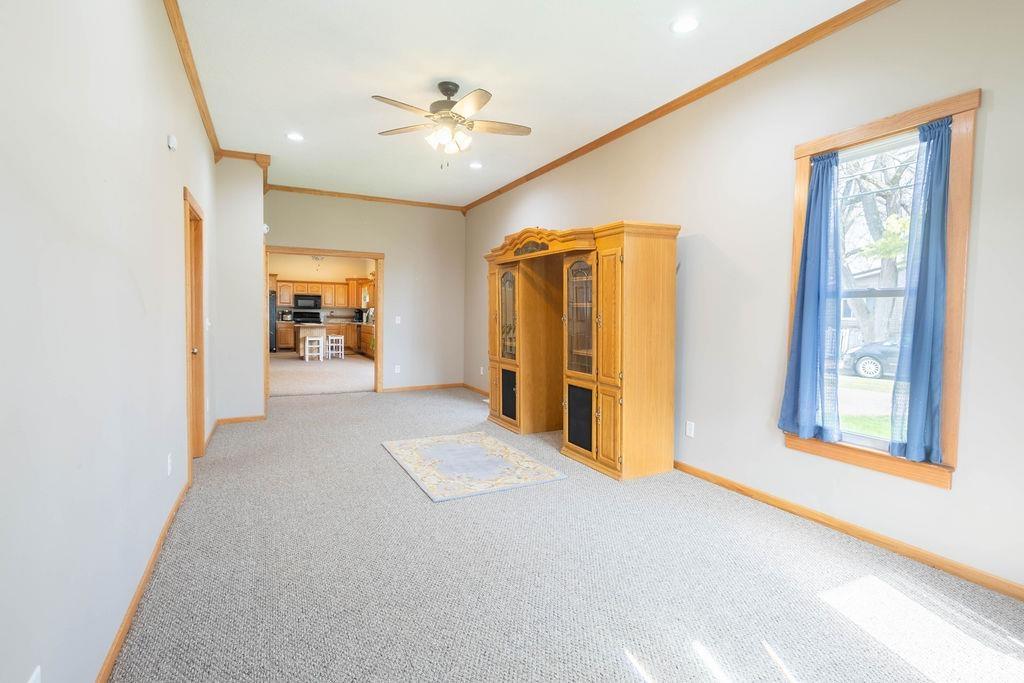 122 South 15th Street Decatur, IN 46733 - Photo 3 of 27