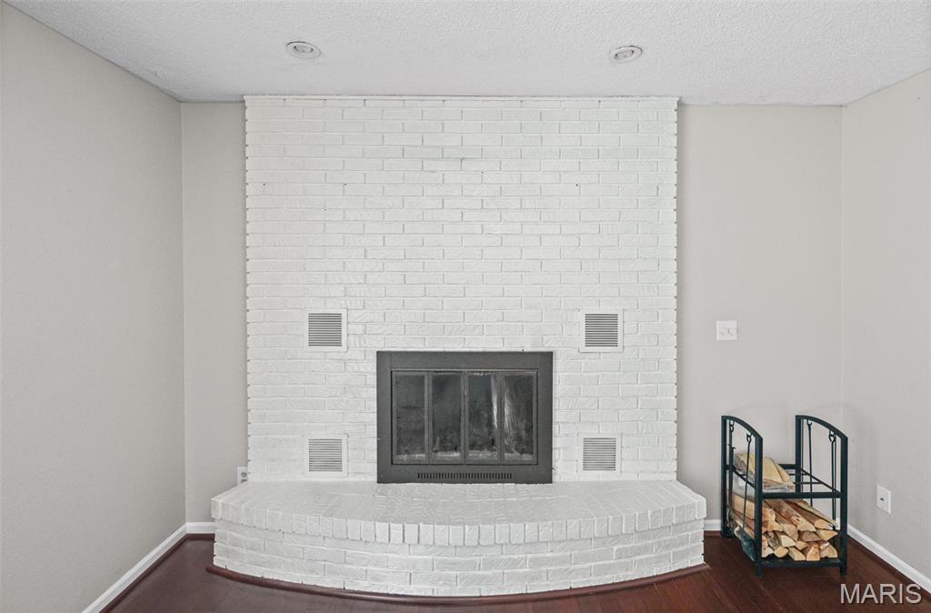 425 Weatherstone Drive Belleville, IL 62221 - Photo 14 of 47