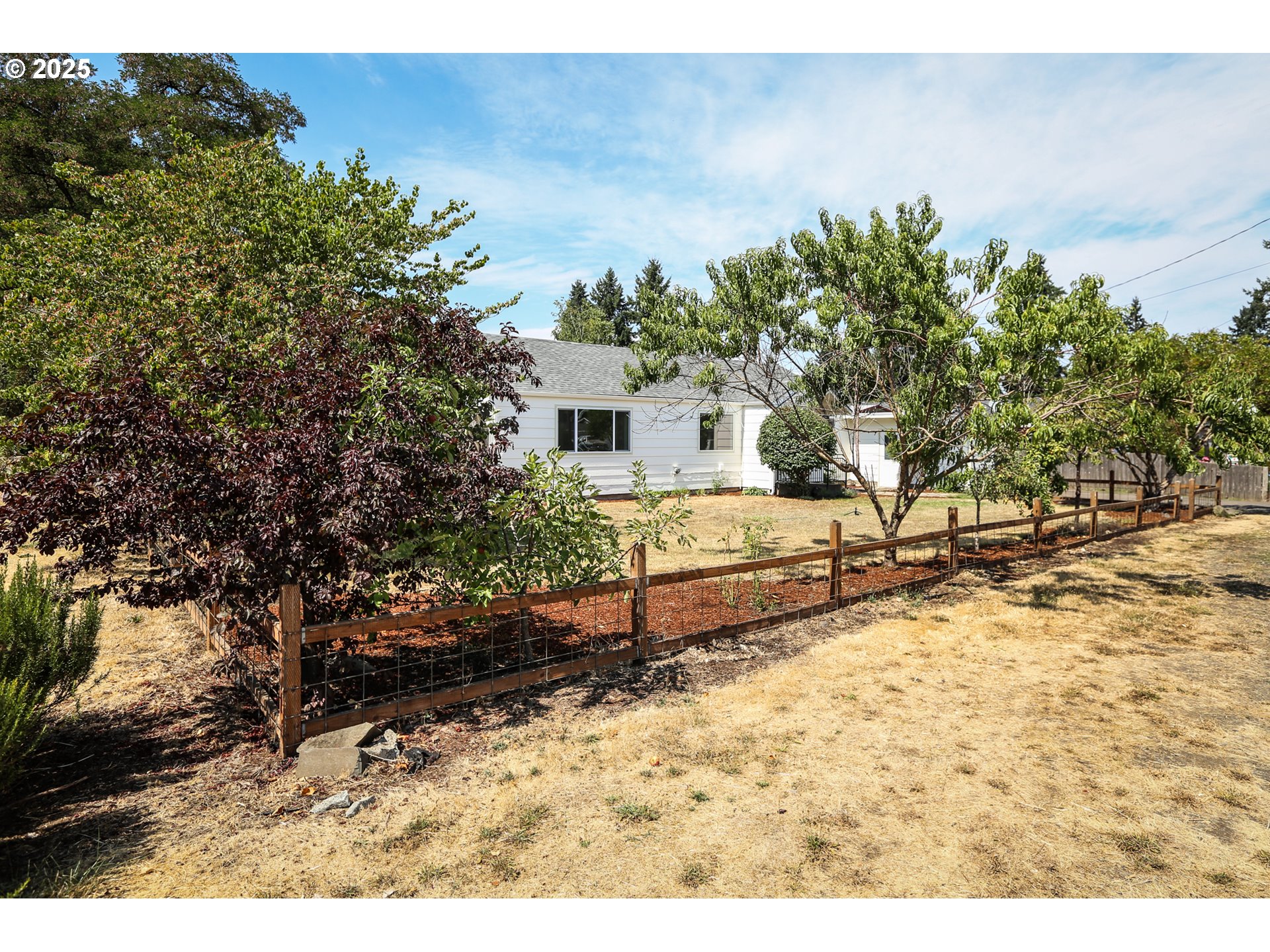 2106 Devos Street Eugene, OR 97402 - Photo 21 of 27 Gallery Image 21