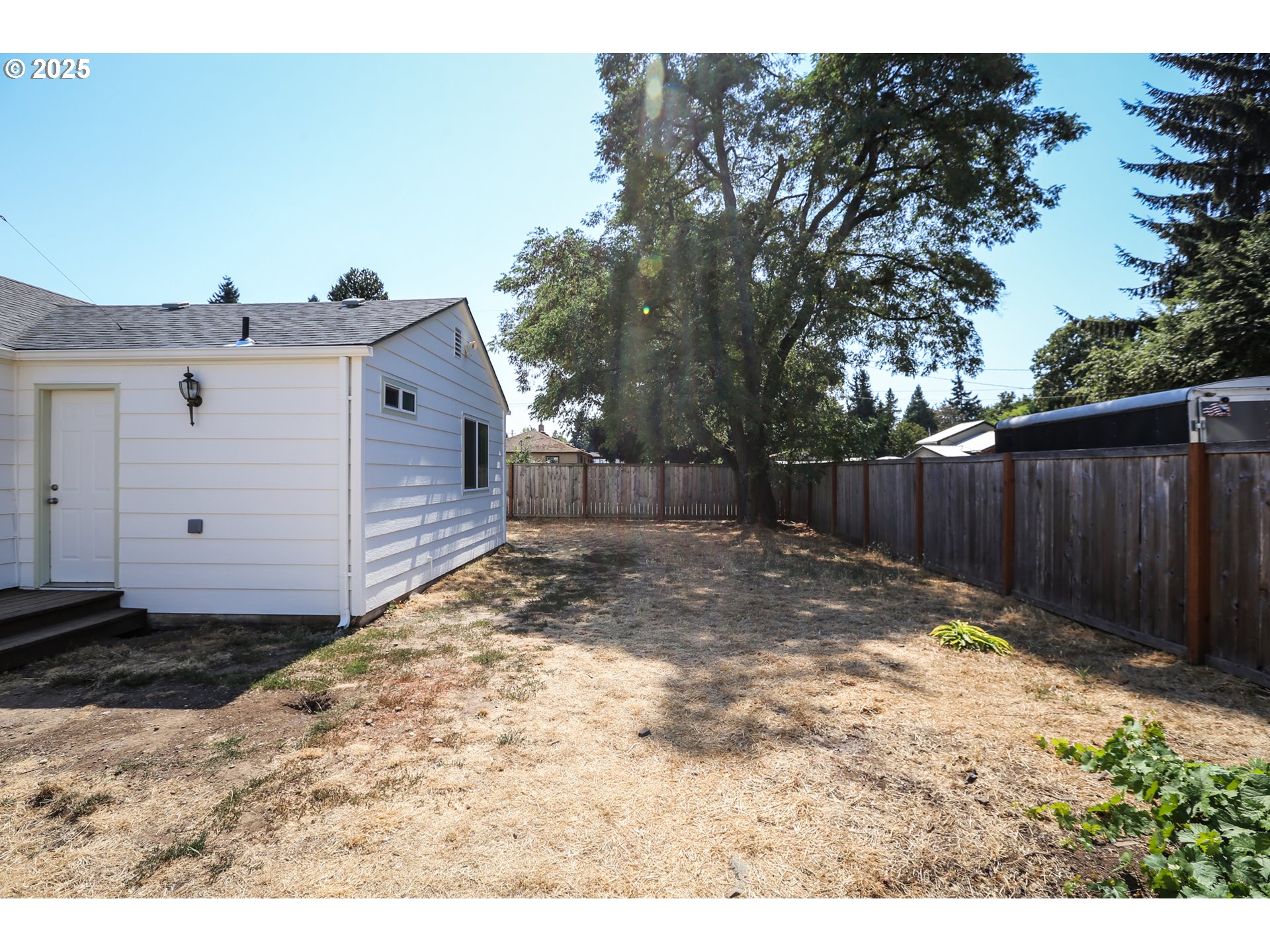 2106 Devos Street Eugene, OR 97402 - Photo 26 of 27 Gallery Image 26