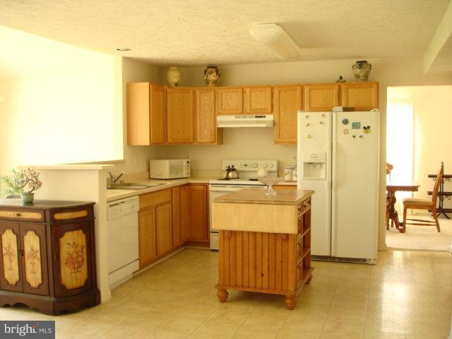 203 Powdersby Road Joppa, MD 21085 - Photo 14 of 18 Kitchen