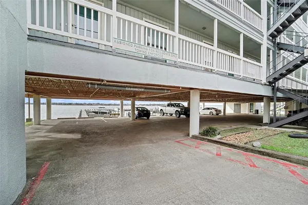 $220,000 | 4011 NASA Road 1, Unit 512, El Lago, TX 77586