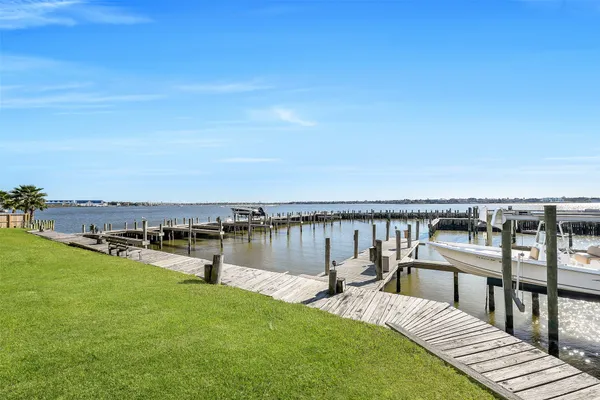 $220,000 | 4011 NASA Road 1, Unit 512, El Lago, TX 77586