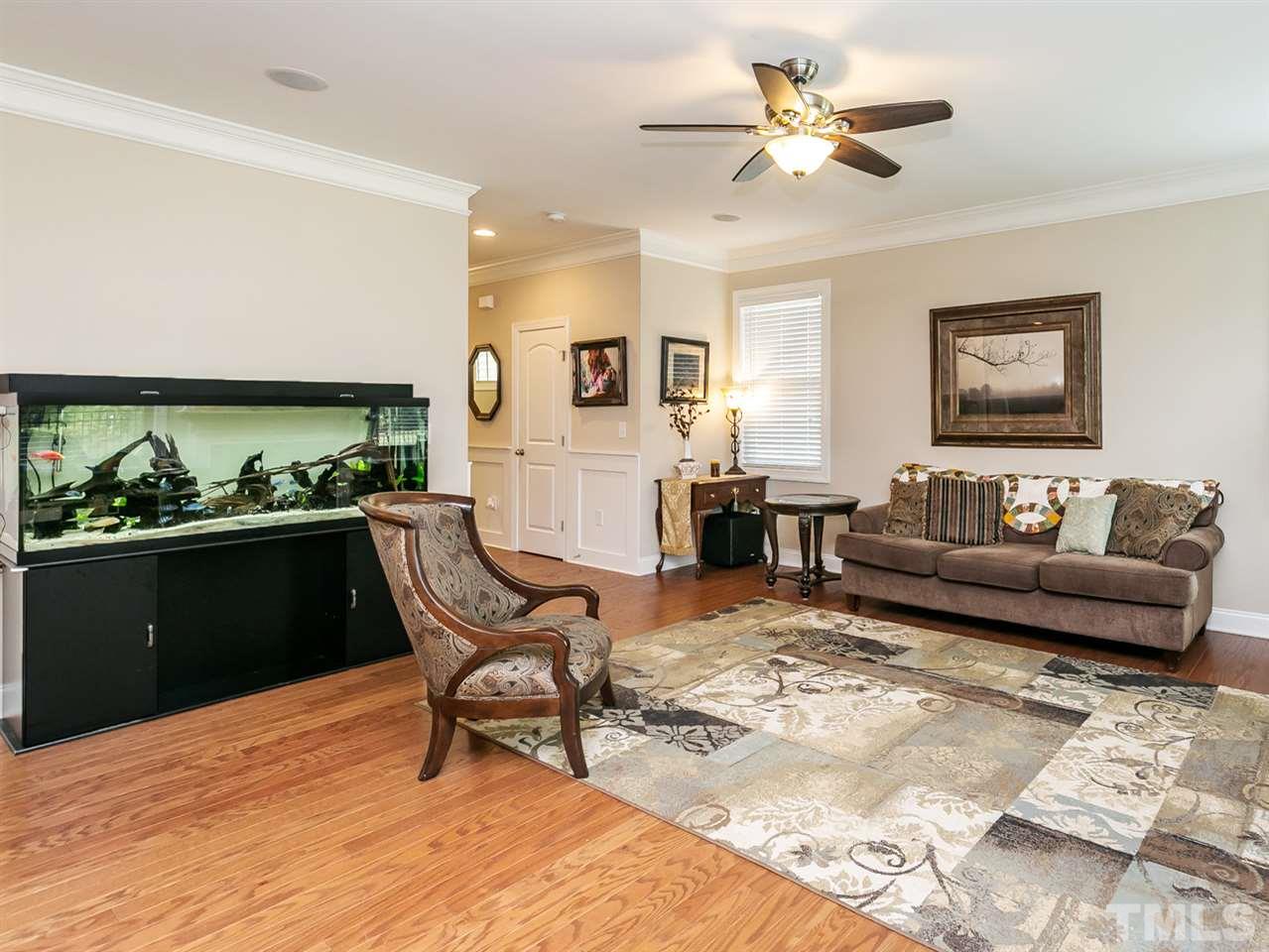 7726 Cedarshire Court Raleigh, NC 27616 - Photo 3 of 28 a living room with furniture