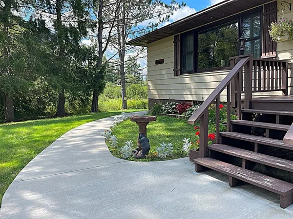 $269,900 | 3215 County Road 904, Babbitt, MN 55706
