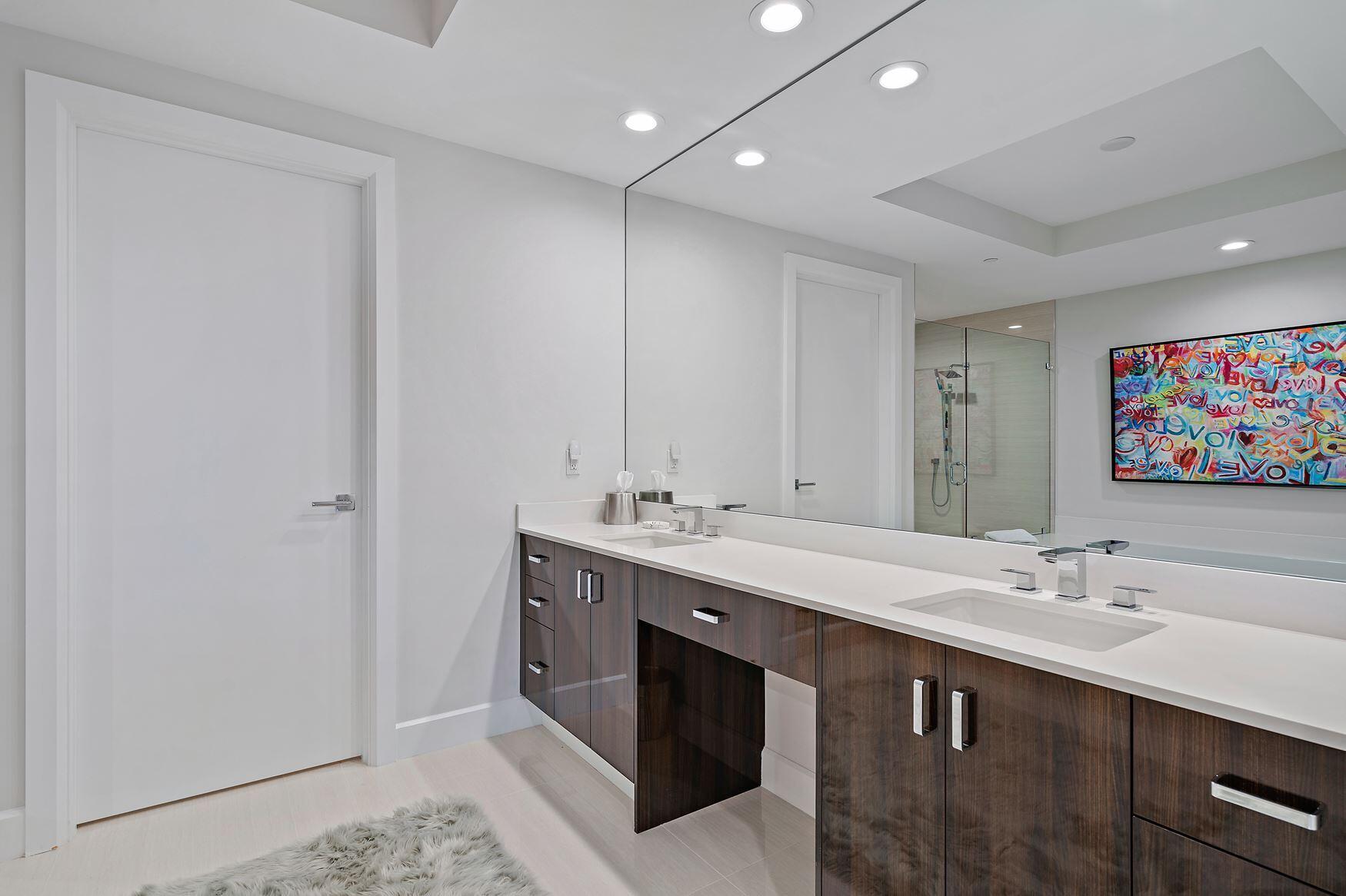 2720 Donald Ross Road, Unit 402 Palm Beach Gardens, FL 33410 - Photo 17 of 41 Master Bath