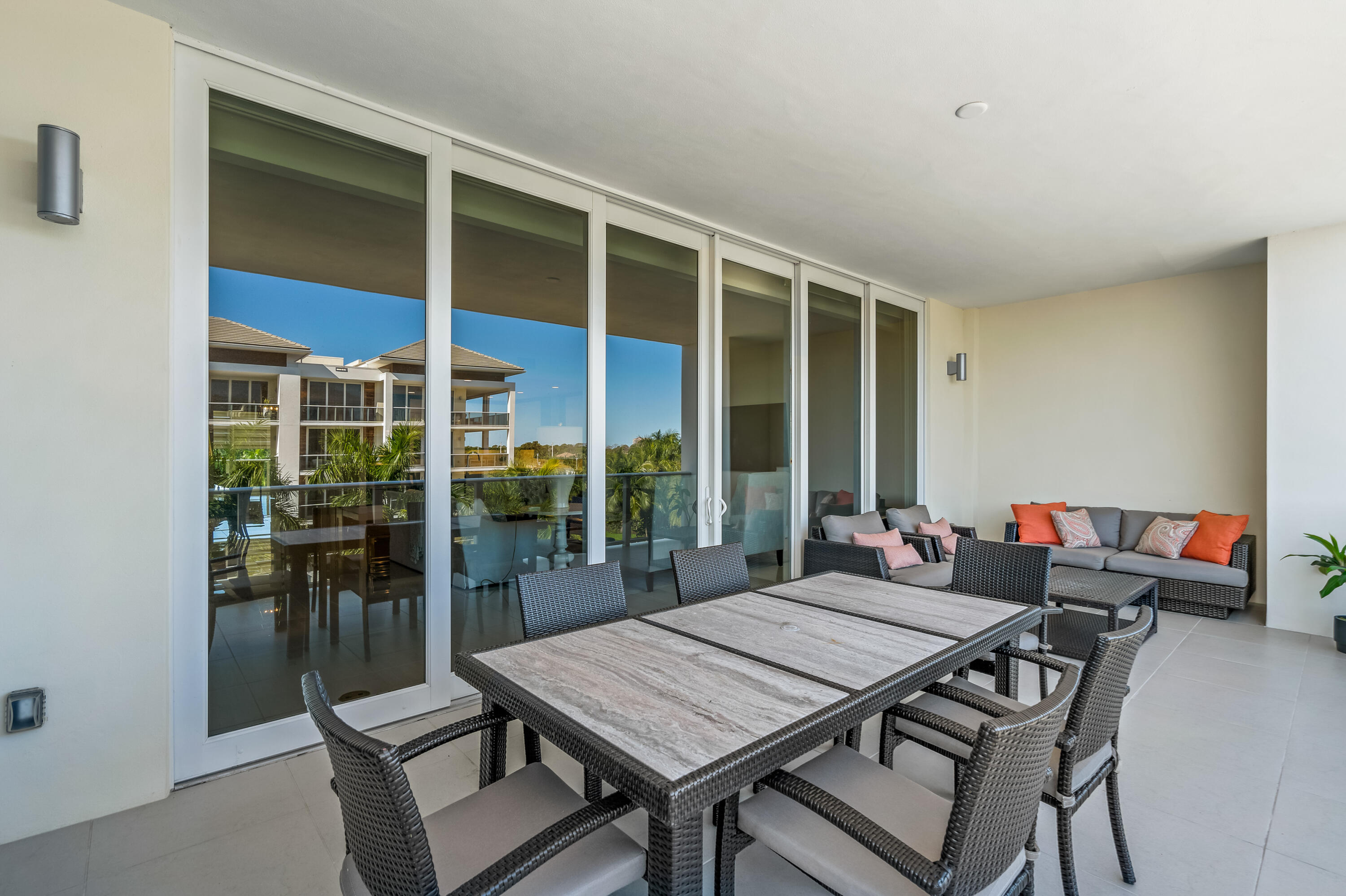 2720 Donald Ross Road, Unit 402 Palm Beach Gardens, FL 33410 - Photo 27 of 41 Balcony