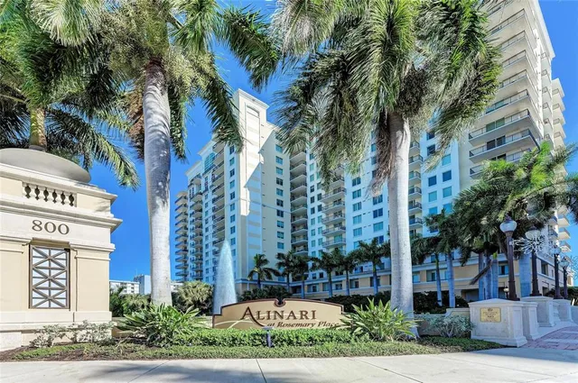 $629,000 | 800 North Tamiami Trail, Unit 1010, Sarasota, FL 34236