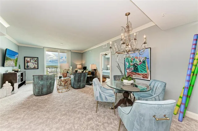 $629,000 | 800 North Tamiami Trail, Unit 1010, Sarasota, FL 34236