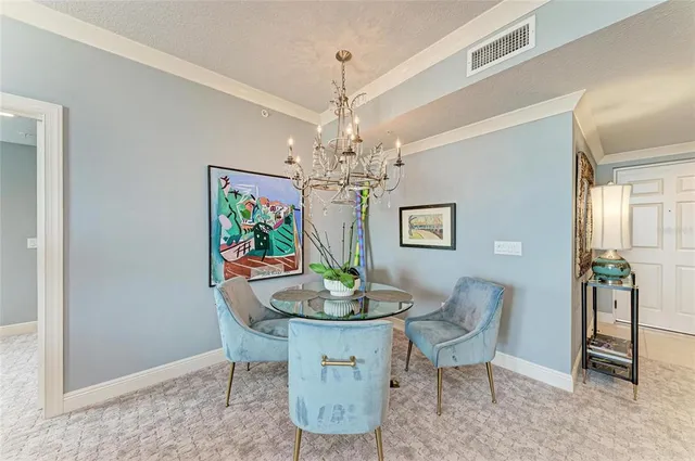 $629,000 | 800 North Tamiami Trail, Unit 1010, Sarasota, FL 34236