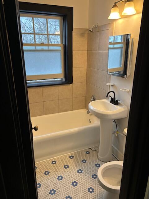 915 North 24th Street Milwaukee, WI 53233 - Photo 20 of 37 915 N 24th St