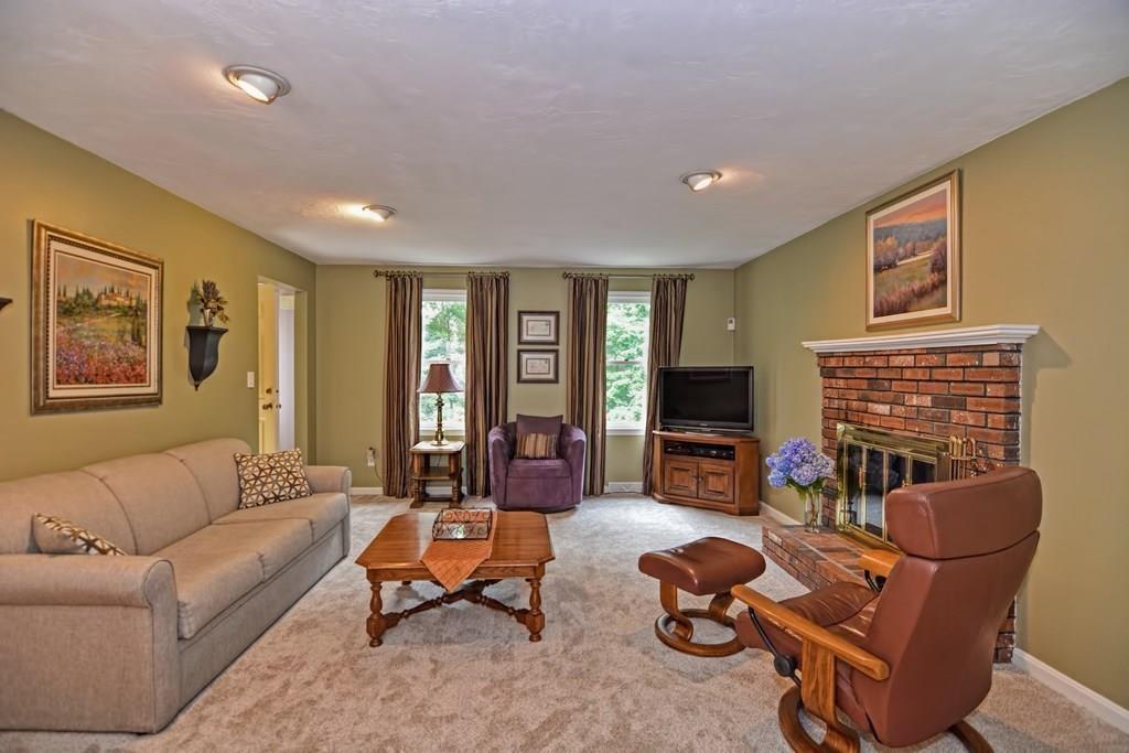 22 Kings Row Ashland, MA 01721 - Photo 4 of 35 Gallery Image 4