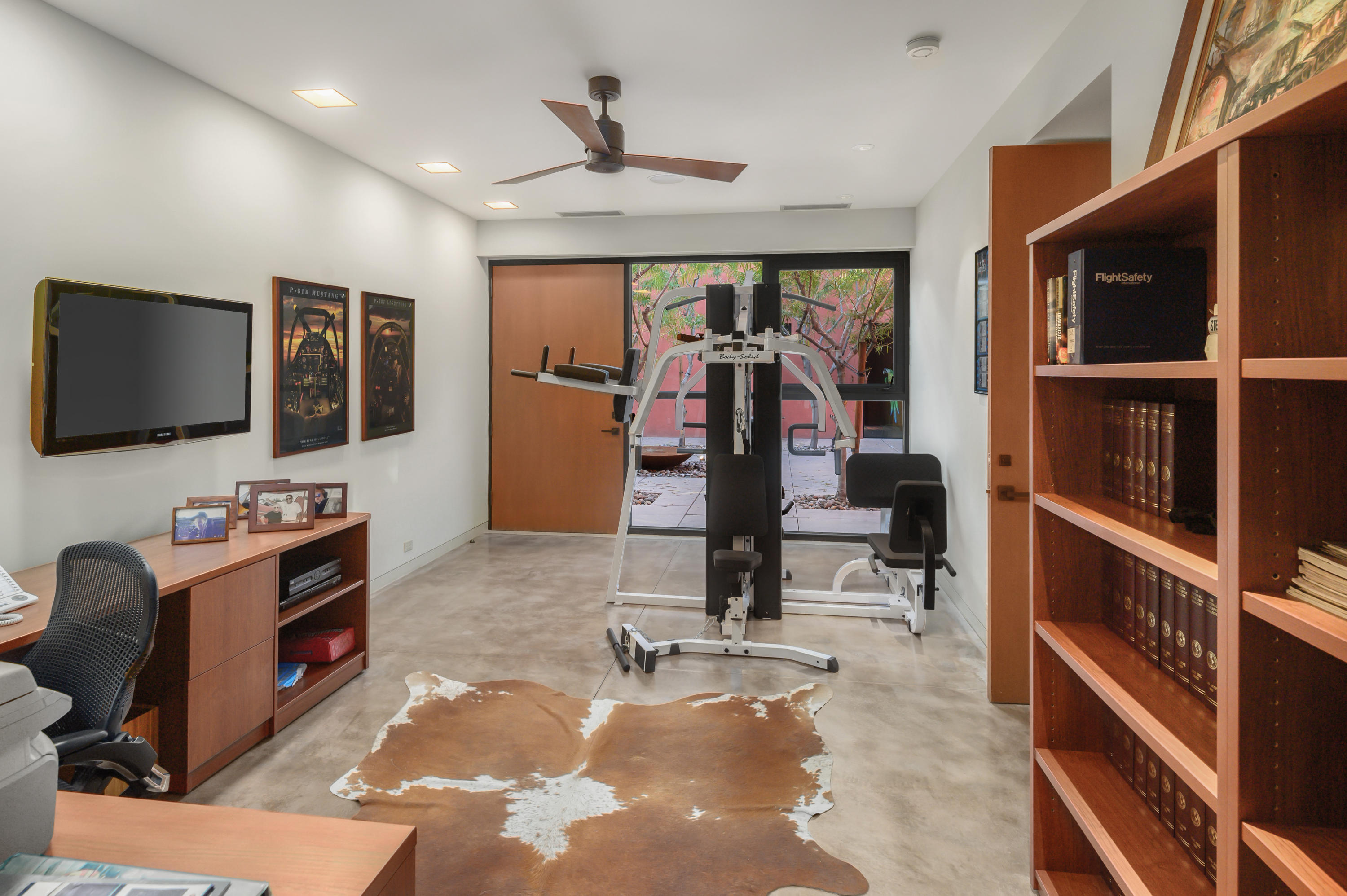 37801 Thompson Road Rancho Mirage, CA 92270 - Photo 24 of 31 a view of a room with gym equipment