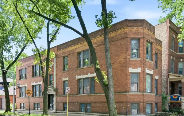 $2,650 | 1351 West Balmoral Avenue, Unit G, Chicago, IL 60640