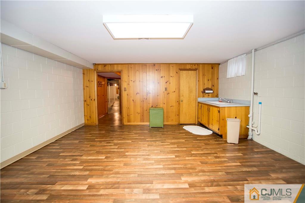 103 Buchanan Road Edison, NJ 08820 - Photo 21 of 25 a view of an empty room with window