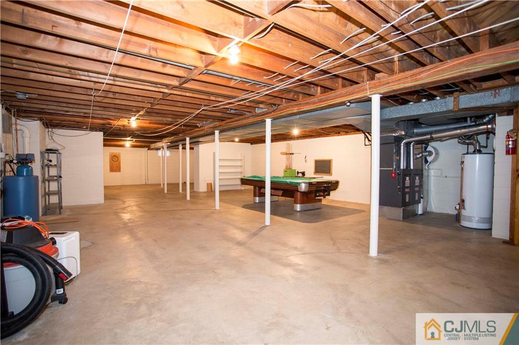 103 Buchanan Road Edison, NJ 08820 - Photo 23 of 25 a view of a room with gym equipment