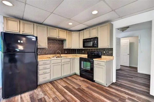 $1,150,000 | 2090 Double Creek Lane, Alpharetta, GA 30004