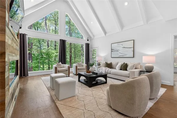 $1,150,000 | 2090 Double Creek Lane, Alpharetta, GA 30004