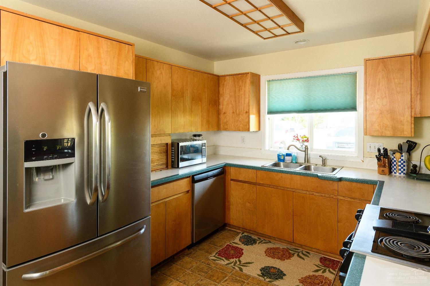 20250 Marsh Road Bend, OR 97703 - Photo 20 of 24 Additional Photo