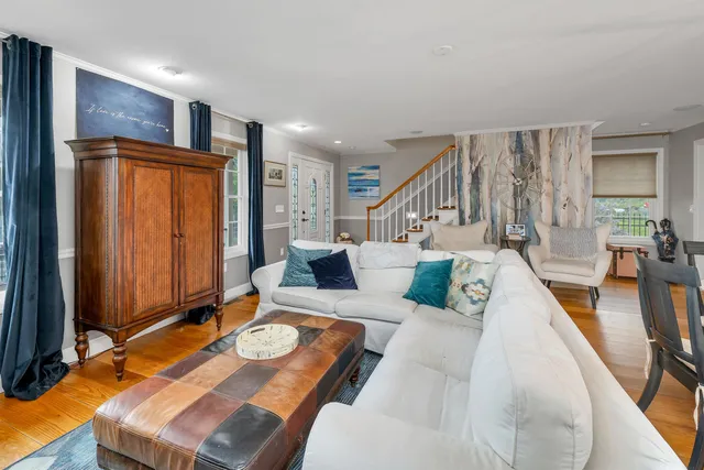 $625,000 | 92 Shadow Lake Road, Salem, NH 03079