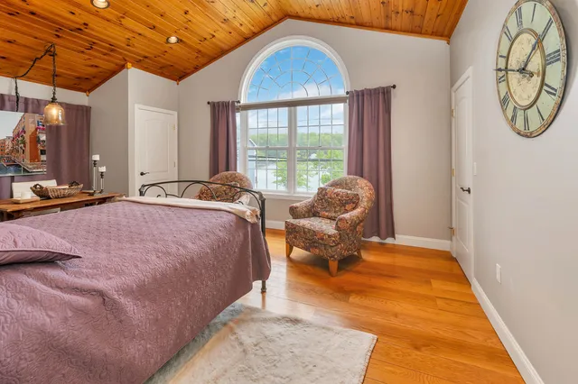 $625,000 | 92 Shadow Lake Road, Salem, NH 03079