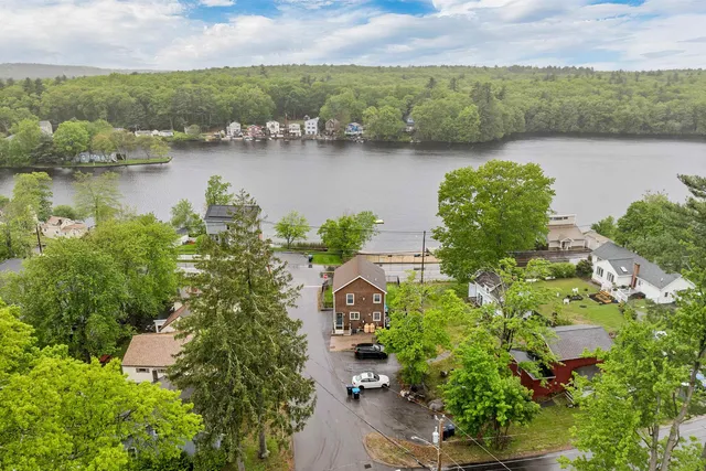 $625,000 | 92 Shadow Lake Road, Salem, NH 03079