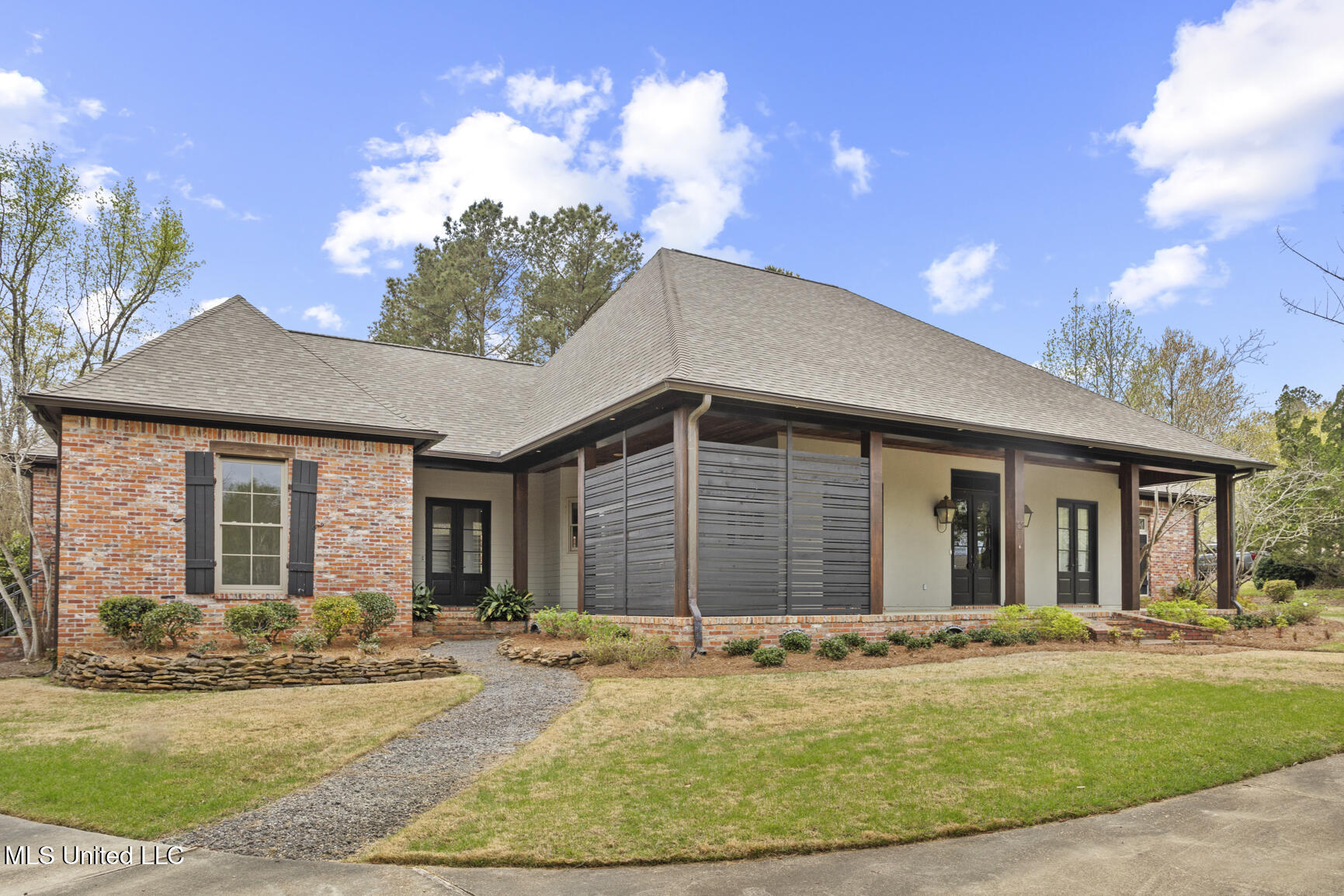 128 Summer Lake Drive Ridgeland, MS 39157 - Photo 2 of 38 128 Summerlake-2