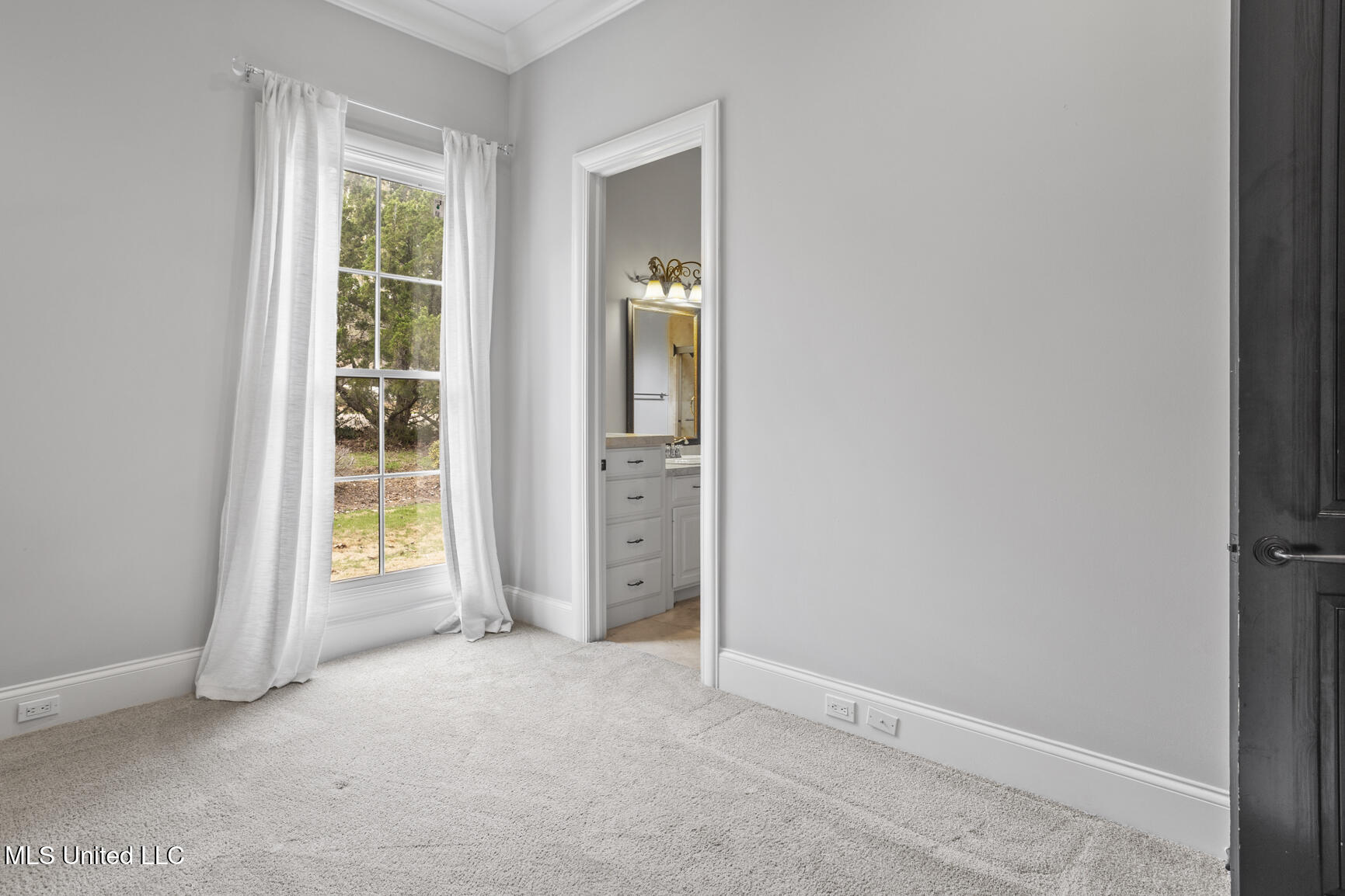 128 Summer Lake Drive Ridgeland, MS 39157 - Photo 28 of 38 128 Summerlake-24