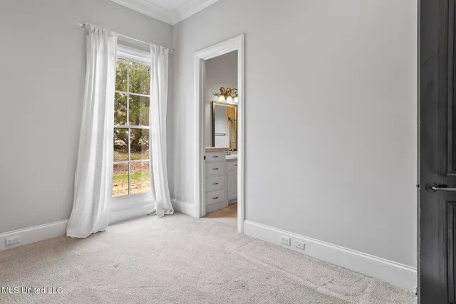 $849,000 | 128 Summer Lake Drive, Ridgeland, MS 39157