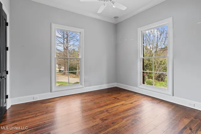 $879,000 | 128 Summer Lake Drive, Ridgeland, MS 39157