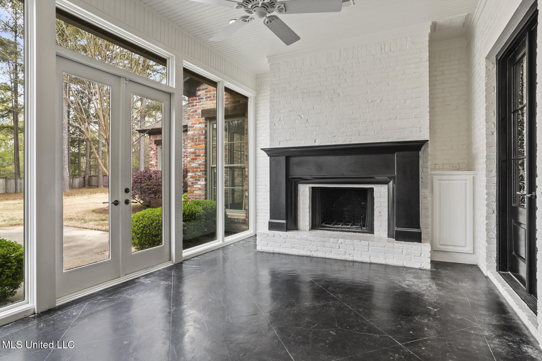 128 Summer Lake Drive Ridgeland, MS 39157 - Photo 35 of 38 128 Summerlake-32